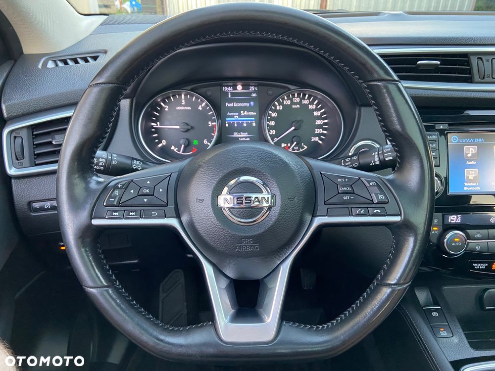 Nissan Qashqai 1.5 dCi N-Connecta EU6 - 15