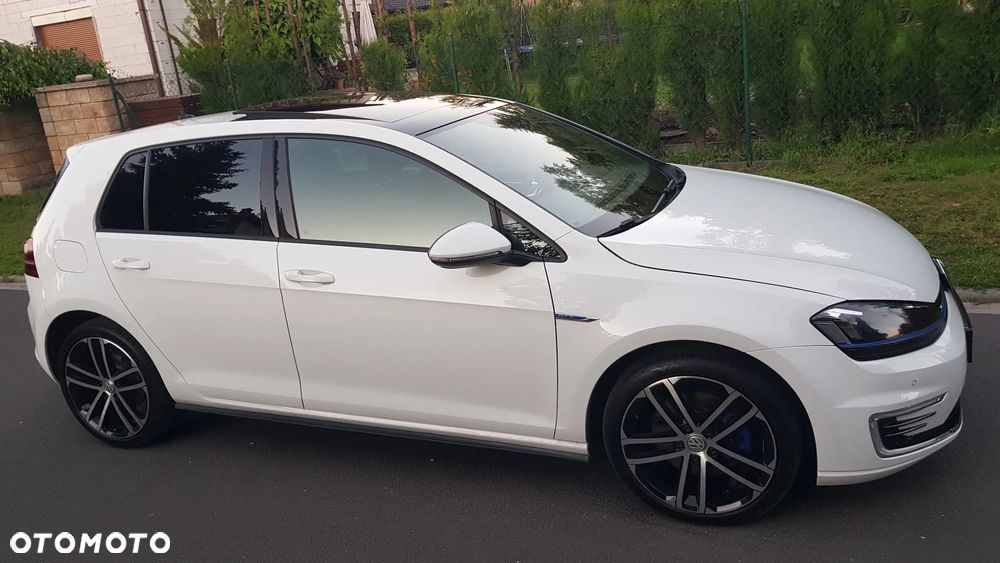 Volkswagen Golf - 9
