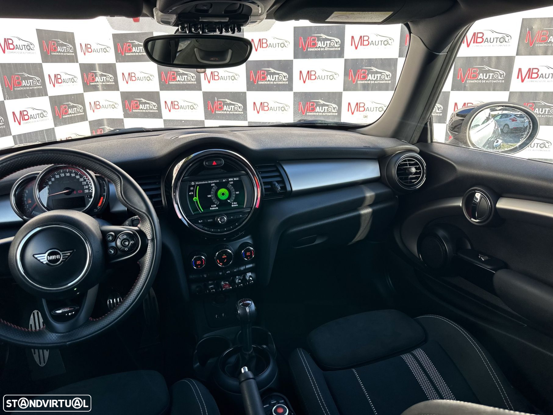 MINI 3 Portas John Cooper Works - 44
