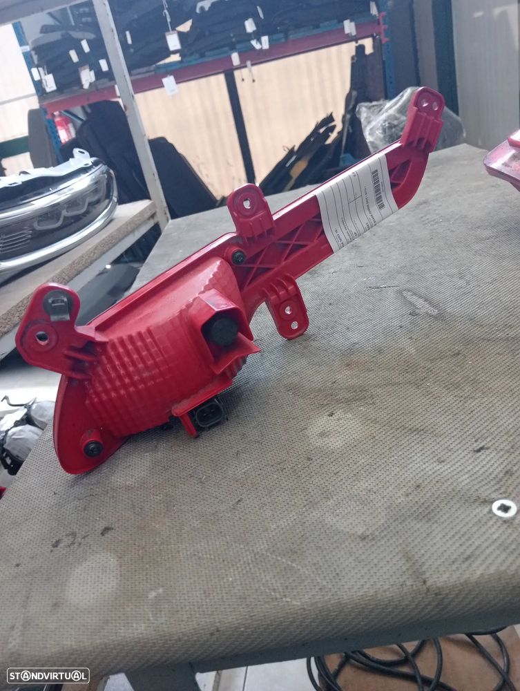 Farolim nevoeiro direito Kia Niro 16 - / R 92406-G5000 DOT - 2