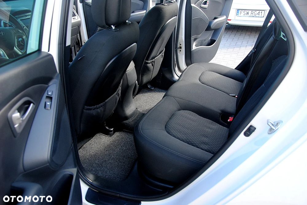 Hyundai ix35 1.6 2WD UEFA EURO 2012 Edition - 10