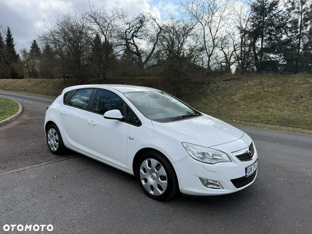 Opel Astra 1.6 Enjoy - 4