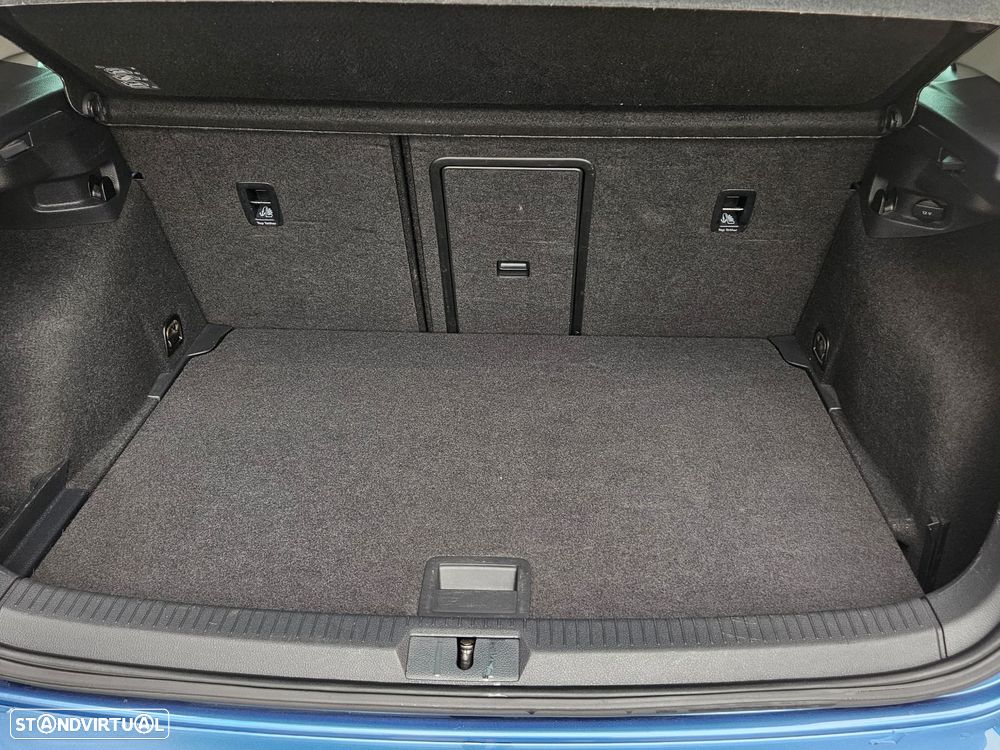 VW Golf 1.6 BlueTDI Cup - 31