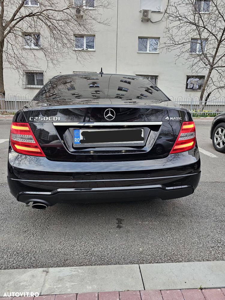 Mercedes-Benz C 250 CDI 4Matic 7G-TRONIC Avantgarde Edition - 6