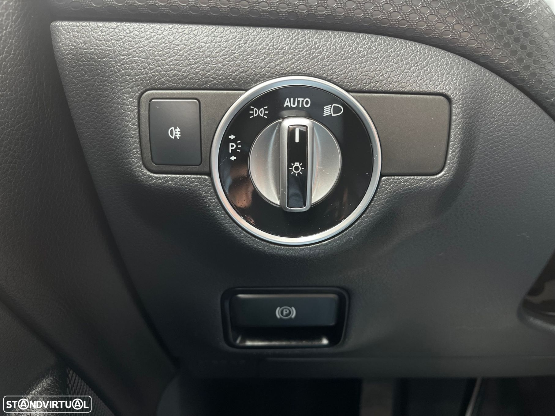 Mercedes-Benz A 180 d Style - 32