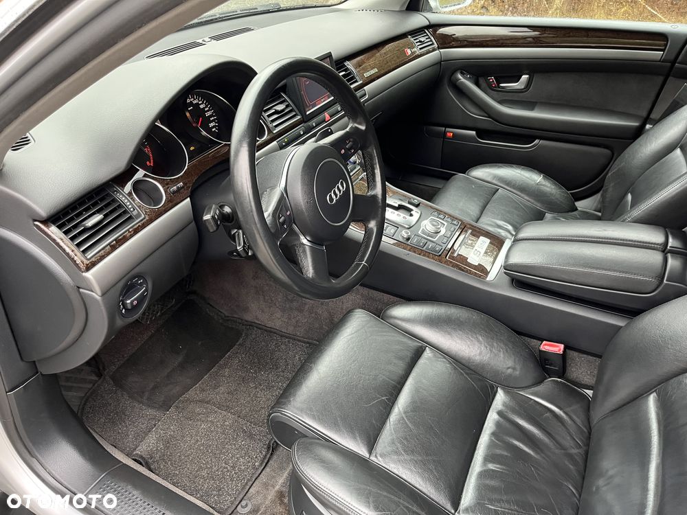 Audi A8 - 11