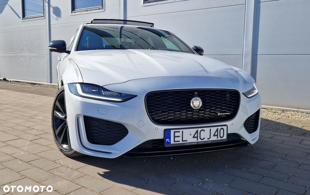 Jaguar XE 2.0 D200 mHEV R-Dynamic HSE - 5