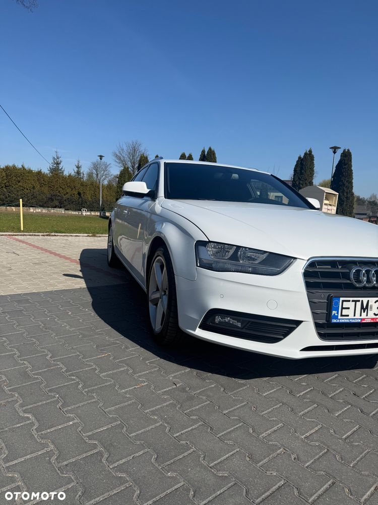 Audi A4 Avant 2.0 TDI Multitronic - 23