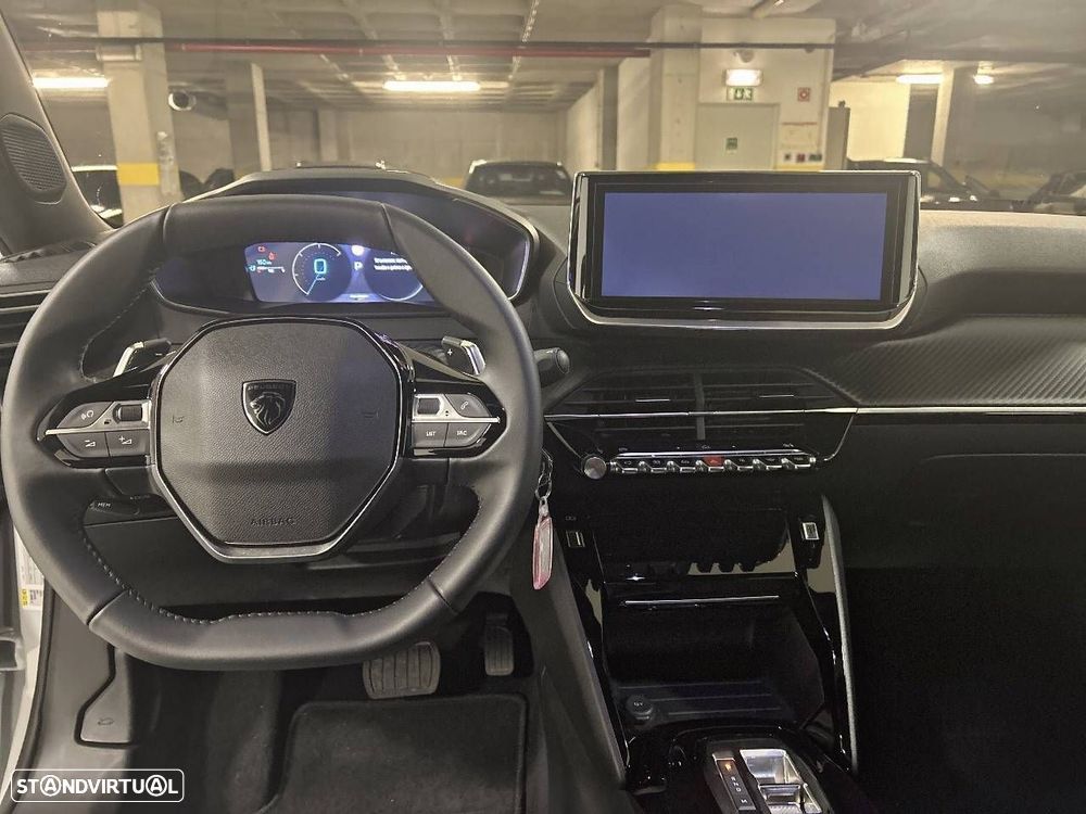 Peugeot 2008 1.2 Hybrid Allure e-DCS6 - 8