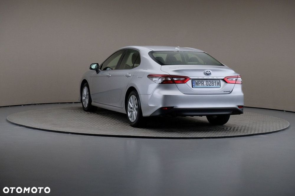 Toyota Camry 2.5 Hybrid Comfort CVT - 2
