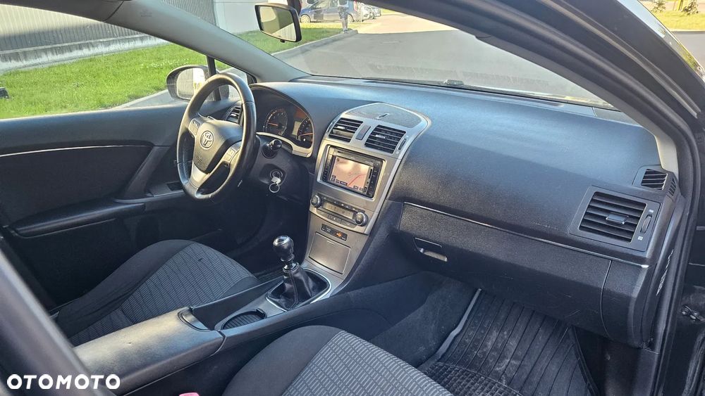 Toyota Avensis 1.6 Edition - 22