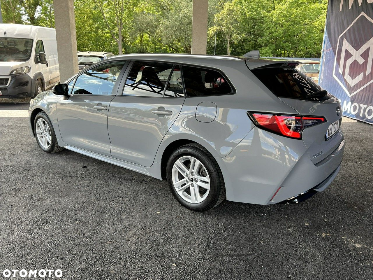 Toyota Corolla - 12