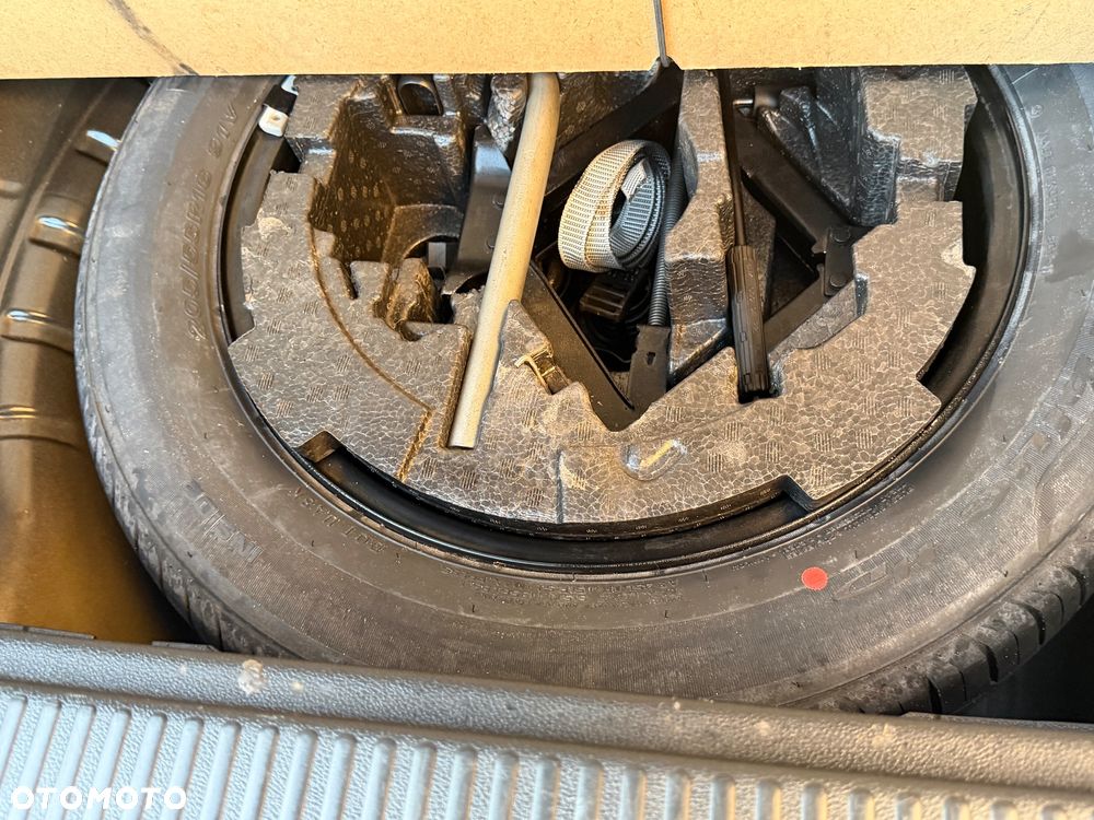 Skoda Octavia Combi 2.0 TDI (Green tec) 4x4 DSG Scout - 27