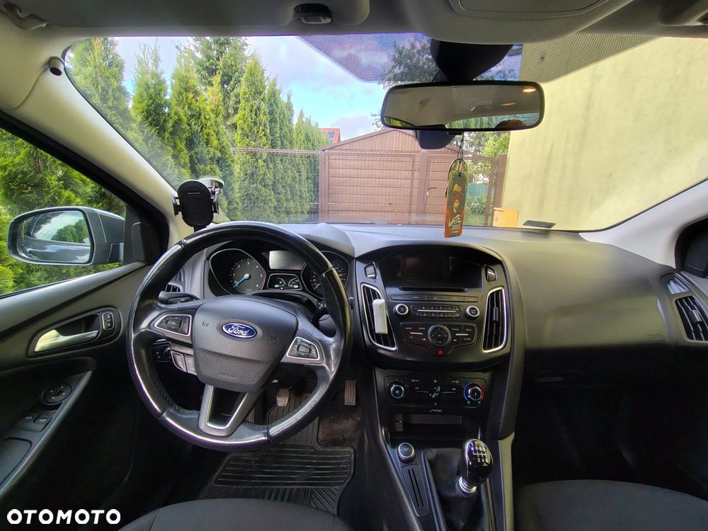 Ford Focus 1.5 TDCi SYNC Edition - 8