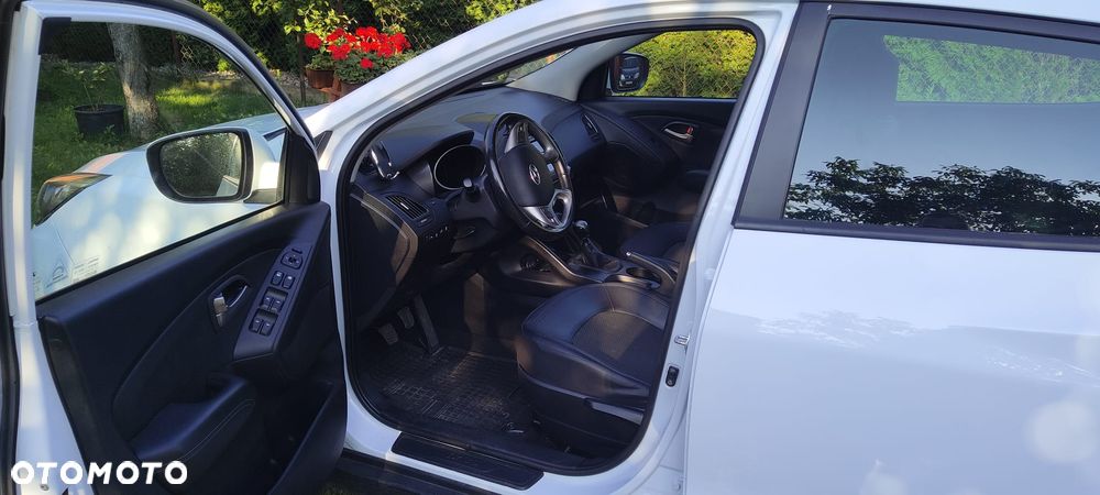 Hyundai ix35 1.7 CRDi 2WD blue Style - 9