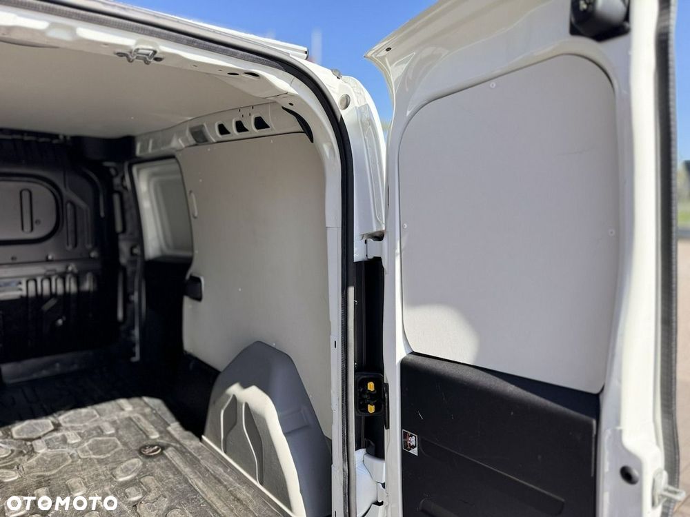 Opel Combo - 10