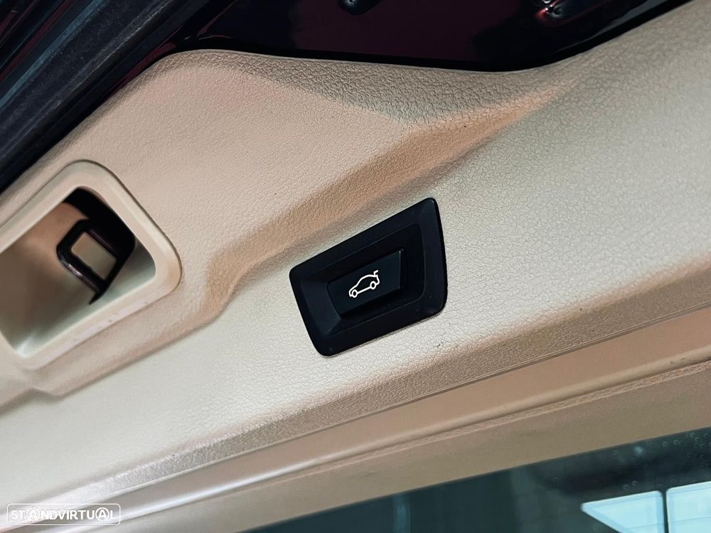 BMW X5 25 d sDrive Pack M - 42