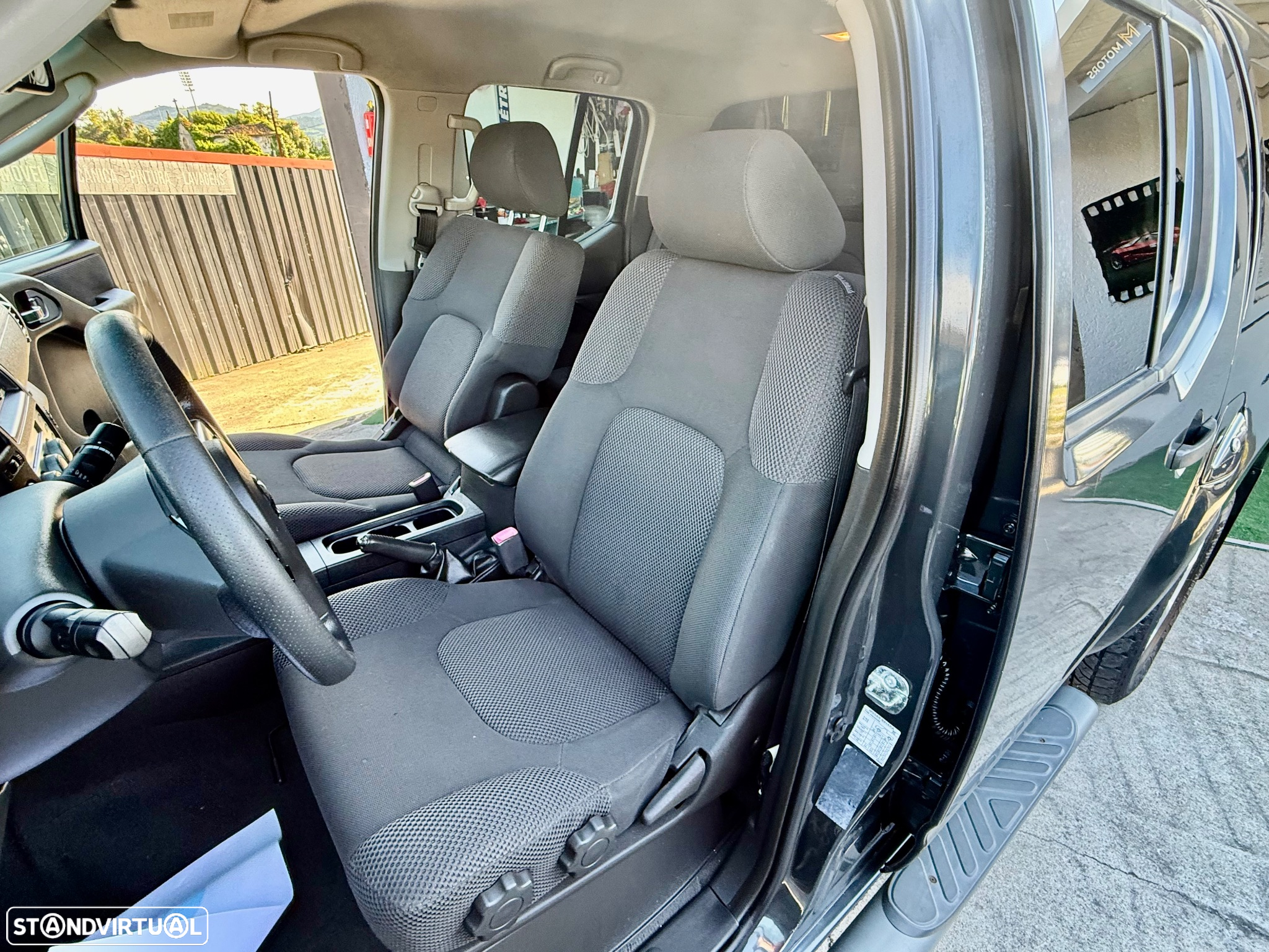Nissan Navara 2.5 dCi CD LE Premium - 41