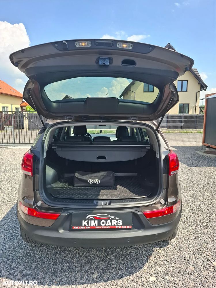 Kia Sportage 1.7 CRDI 2WD ISG Dream-Team Edition - 25