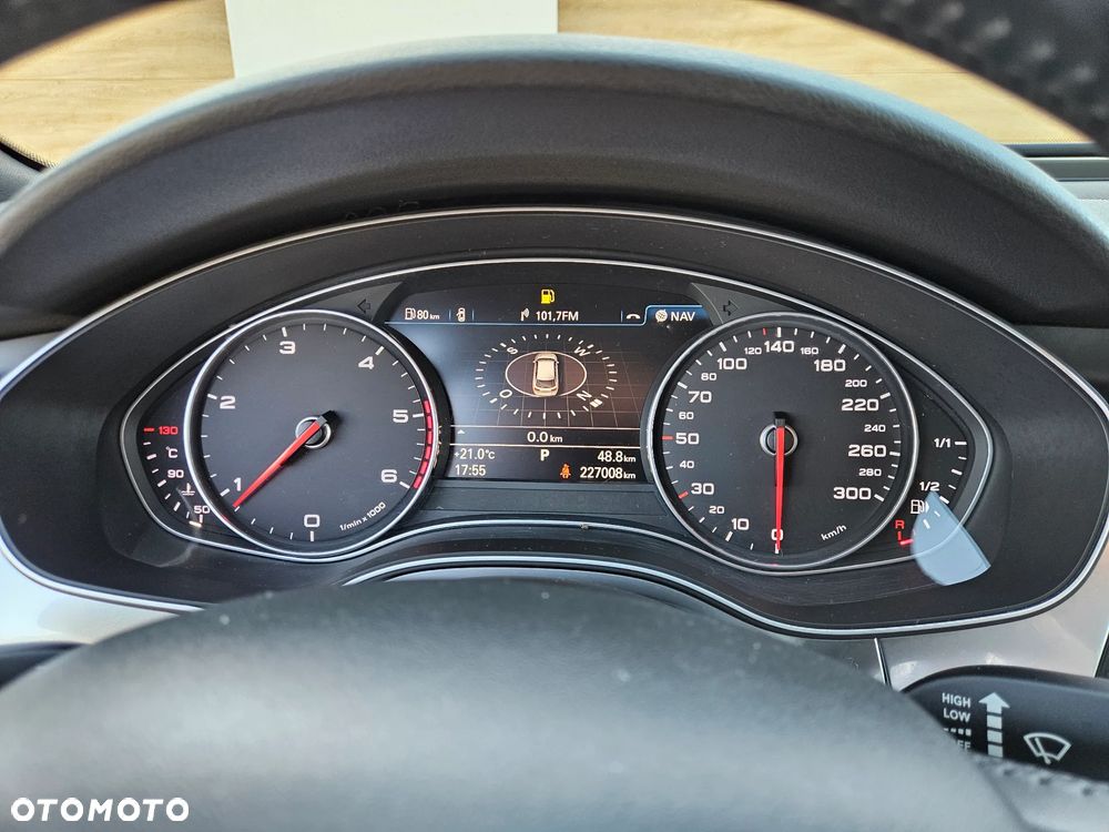 Audi A6 Avant 2.0 TDI Ultra S tronic - 27