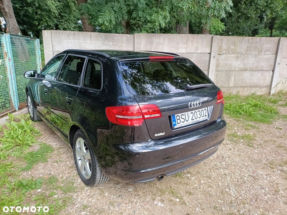 Audi A3 Sportback 1.6 TDI DPF Attraction - 12
