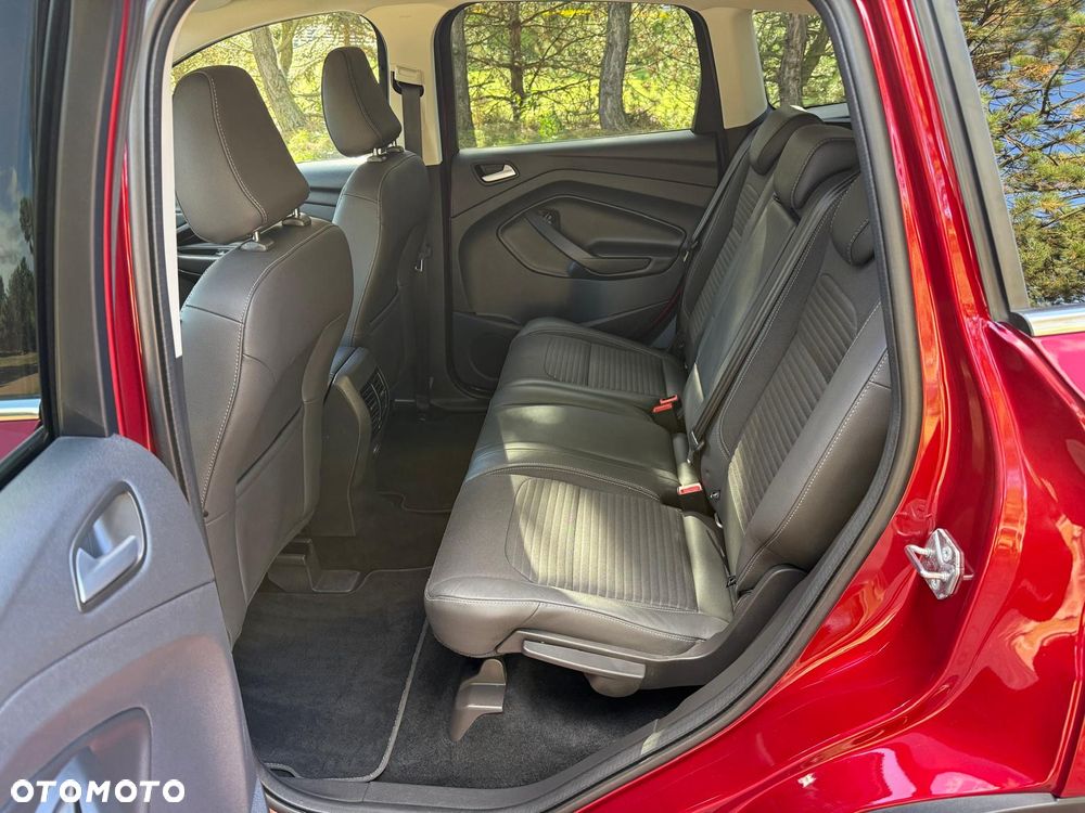 Ford Kuga - 18