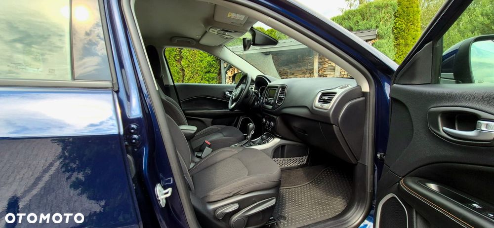 Jeep Compass 2.0 MultiJet Active Drive Automatik Longitude - 15
