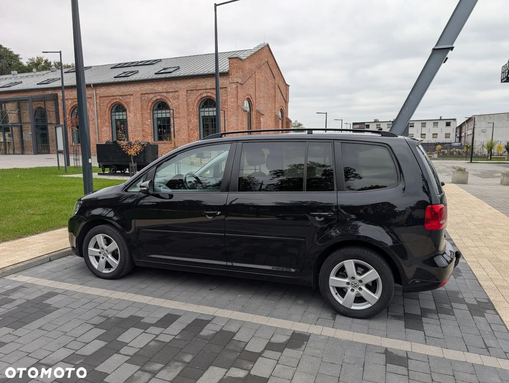 Volkswagen Touran 2.0 TDI DPF Comfortline - 3