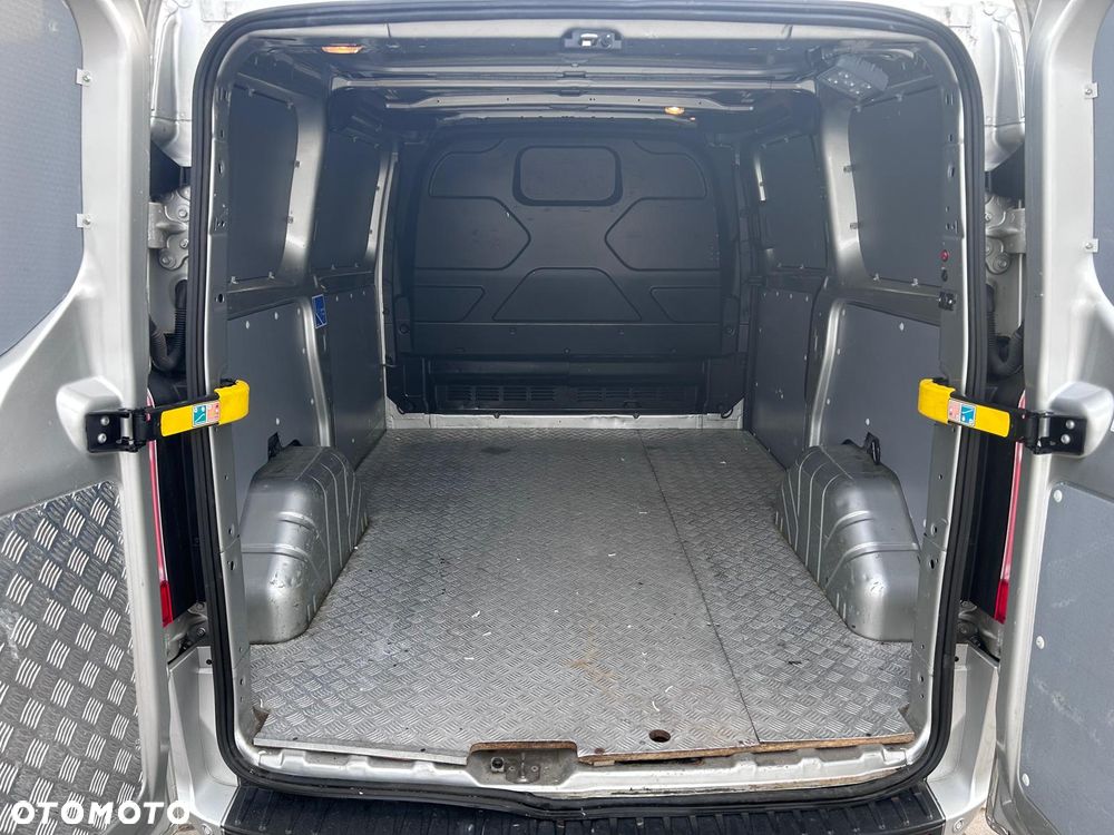 Ford Transit Custom - 17