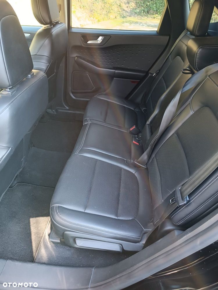 Ford Escape 2.0 EcoBoost AWD Titanium - 11