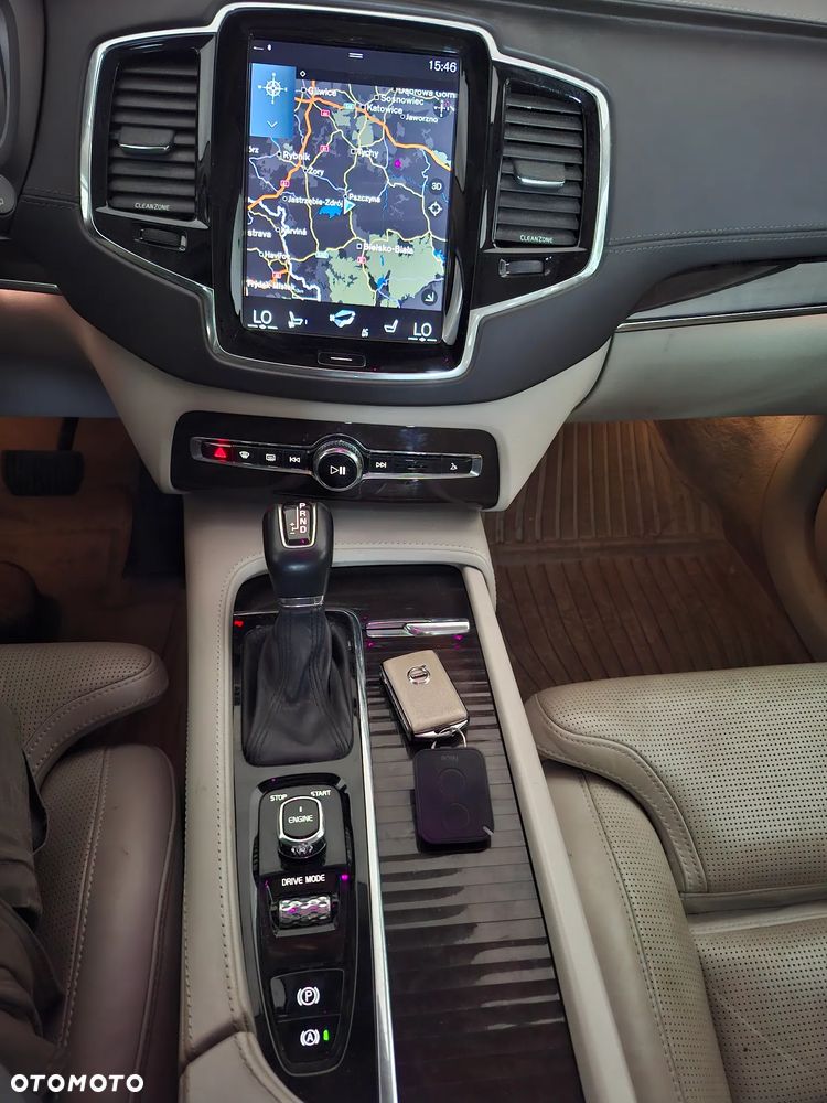 Volvo XC 90 D5 AWD Inscription - 22