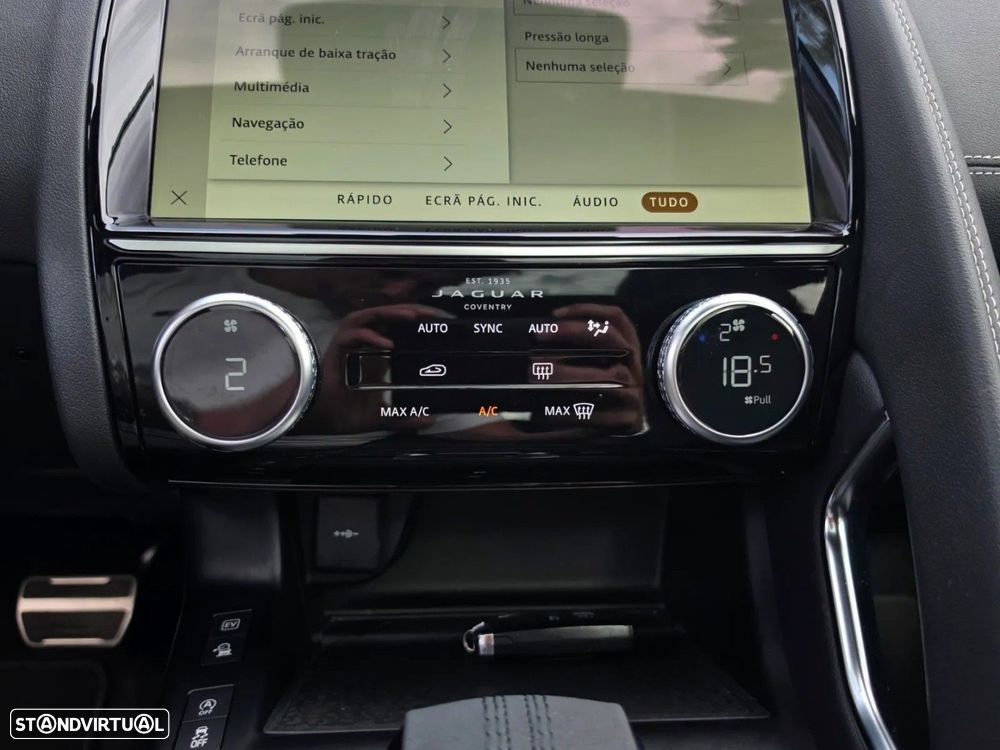 Jaguar E-Pace - 21