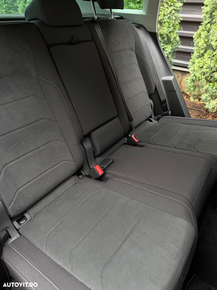 Volkswagen Tiguan - 11