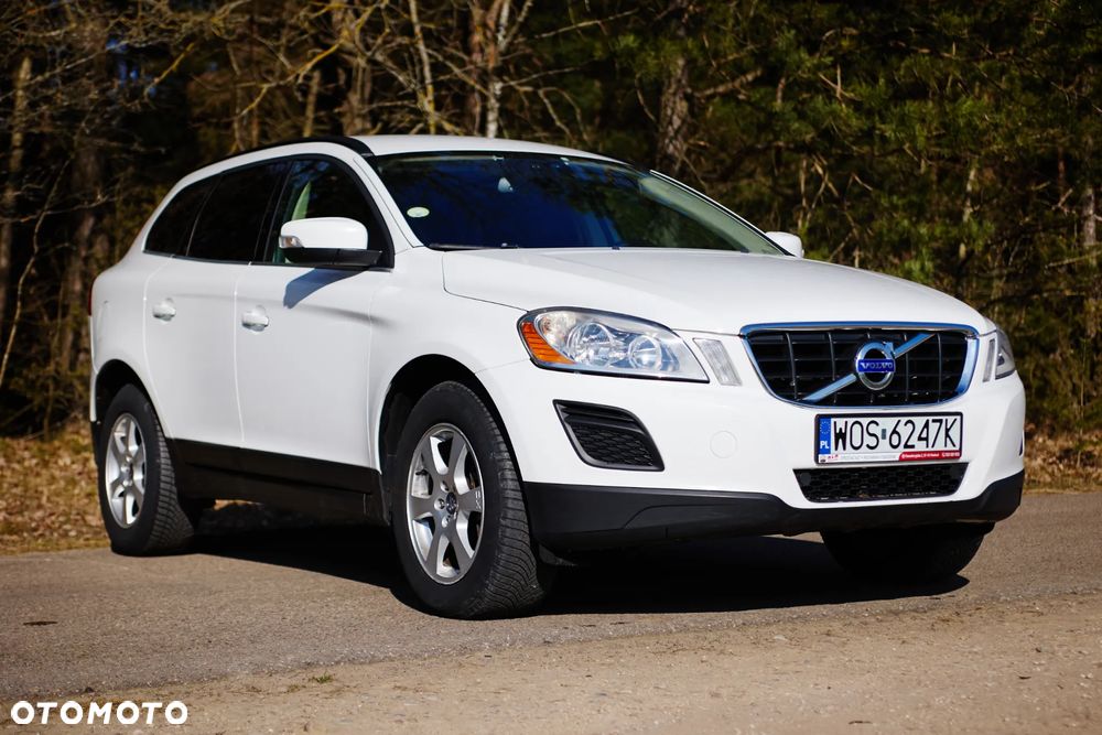 Volvo XC 60 D4 Momentum - 10