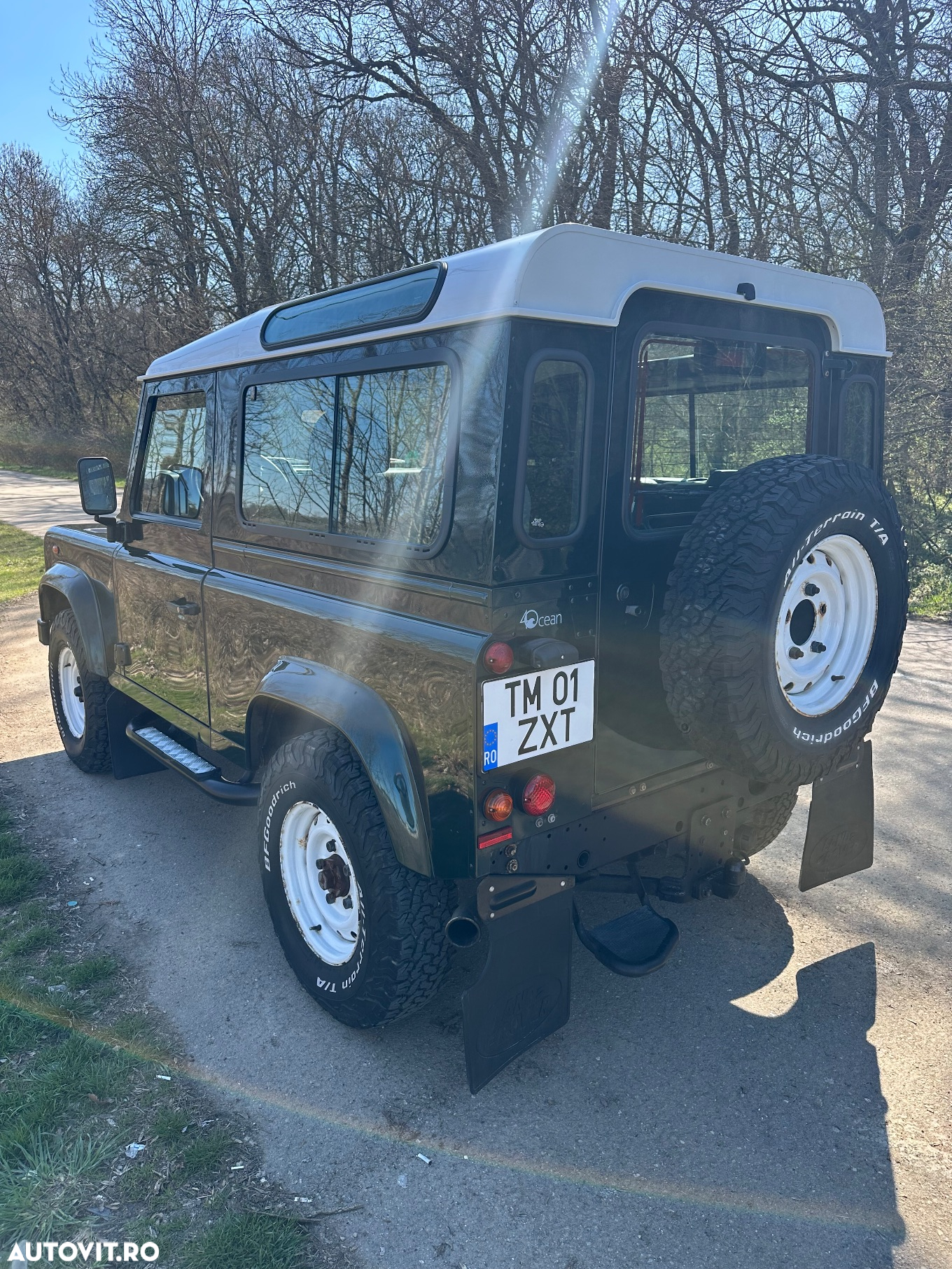 Land Rover Defender 90 2.4TD S/W E - 6