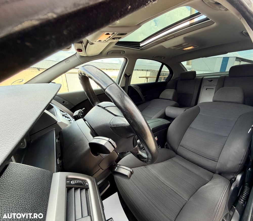 BMW Seria 5 520d Aut. - 7