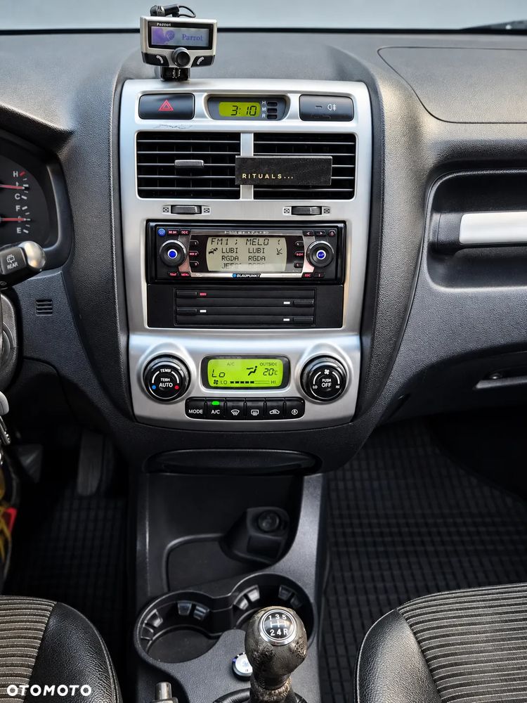 Kia Sportage 2.0 2WD Champ - 28