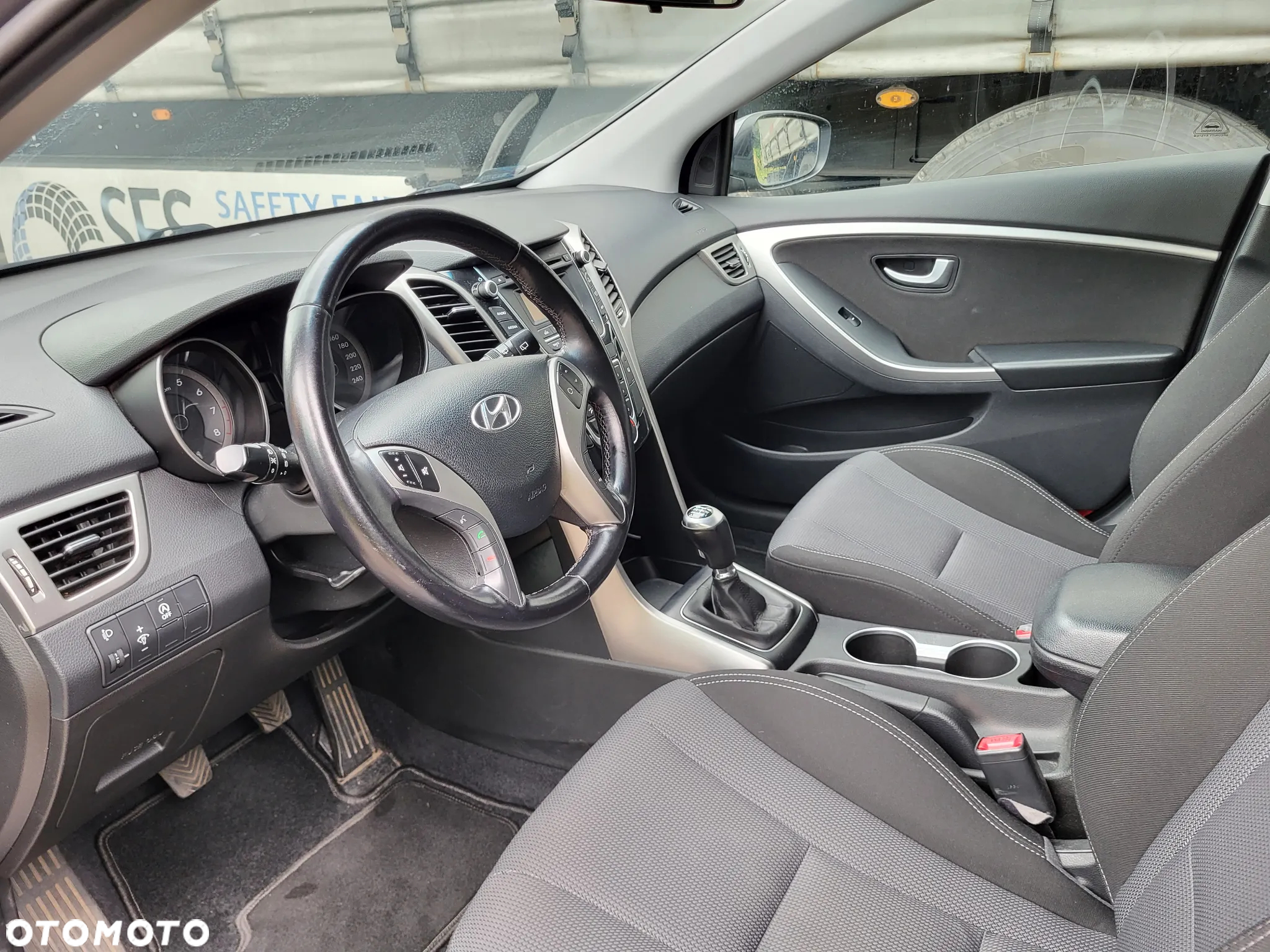Hyundai i30 1.6 GDI BlueDrive Comfort - 16