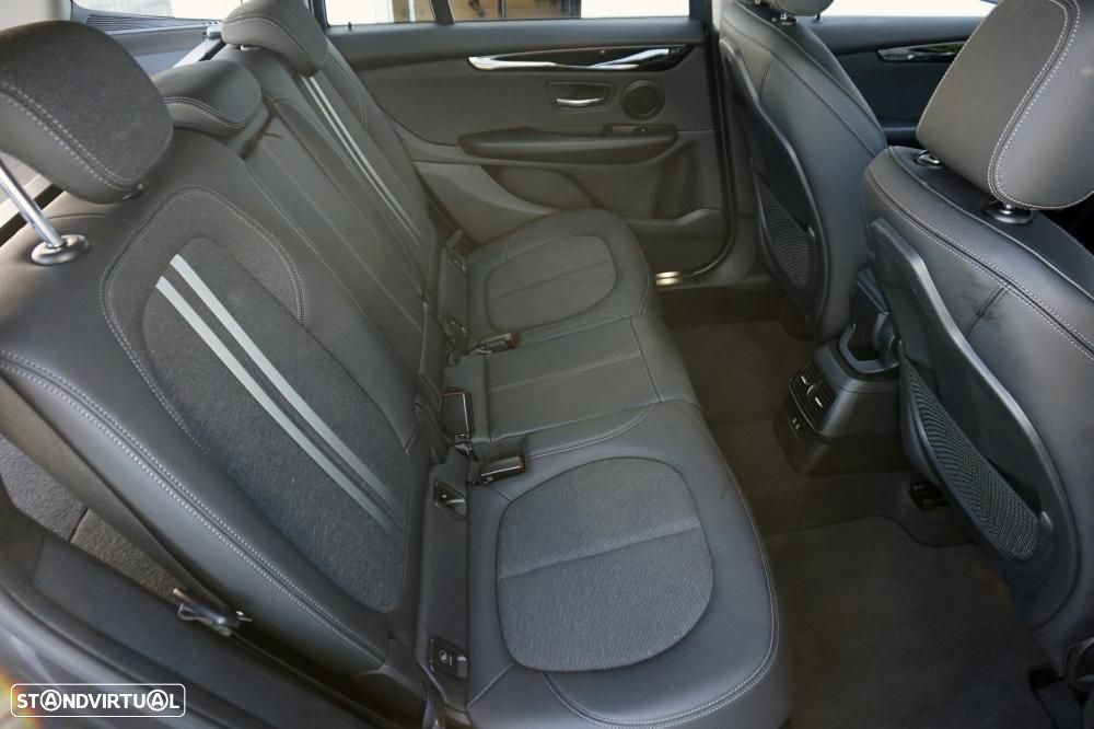 BMW 216 Gran Tourer d Aut. Advantage - 12