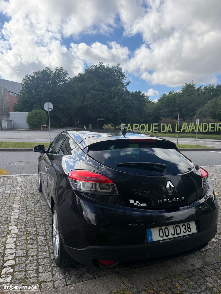 Renault Mégane Coupe 1.5 dCi Dynamique - 4