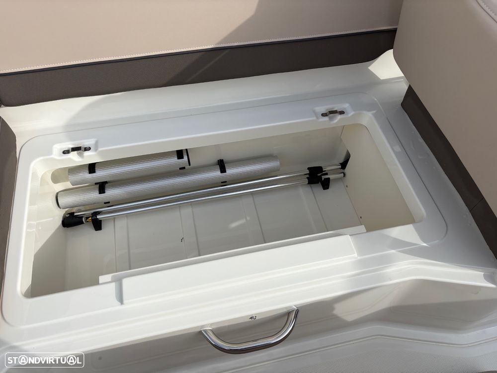 Bayliner C21 OB - 11