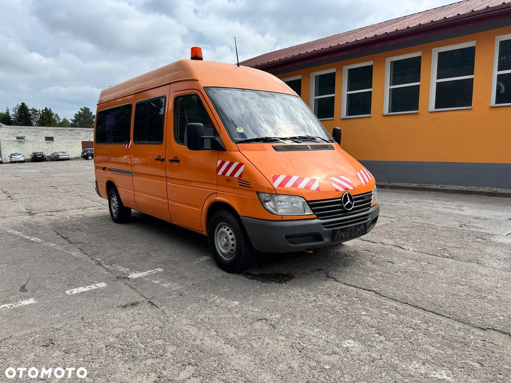 Mercedes-Benz Sprinter - 5