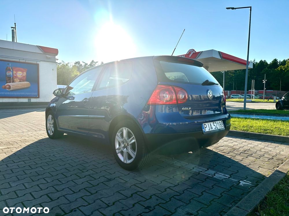 Volkswagen Golf 1.6 Comfortline - 7