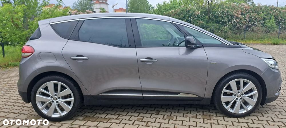Renault Scenic - 16