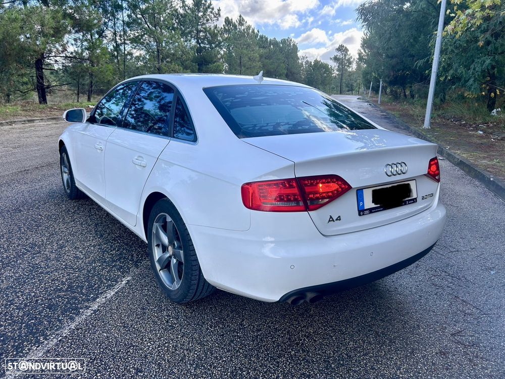 Audi A4 2.0 TDI Business Line Plus - 4