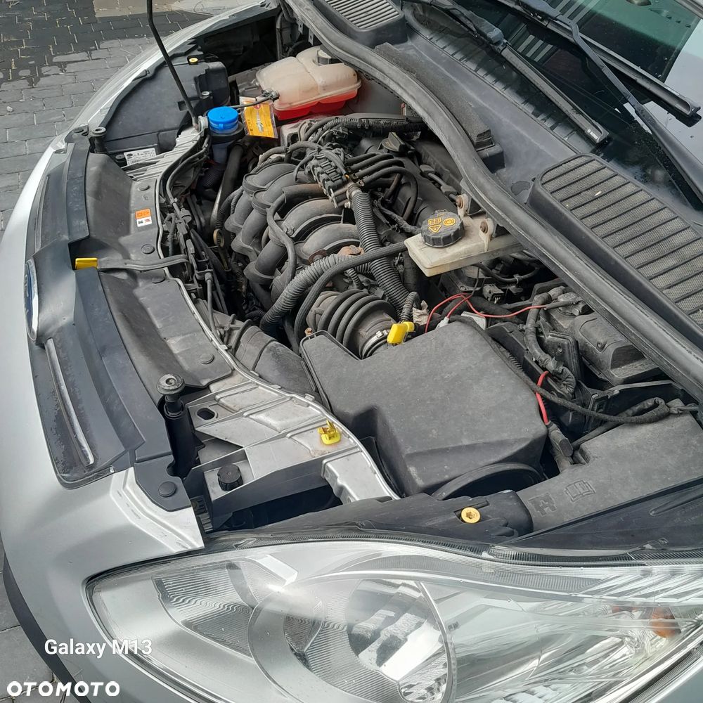 Ford C-MAX 1.6 Titanium - 11