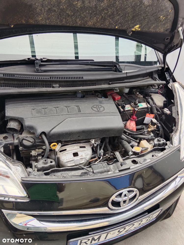 Toyota Verso S - 10