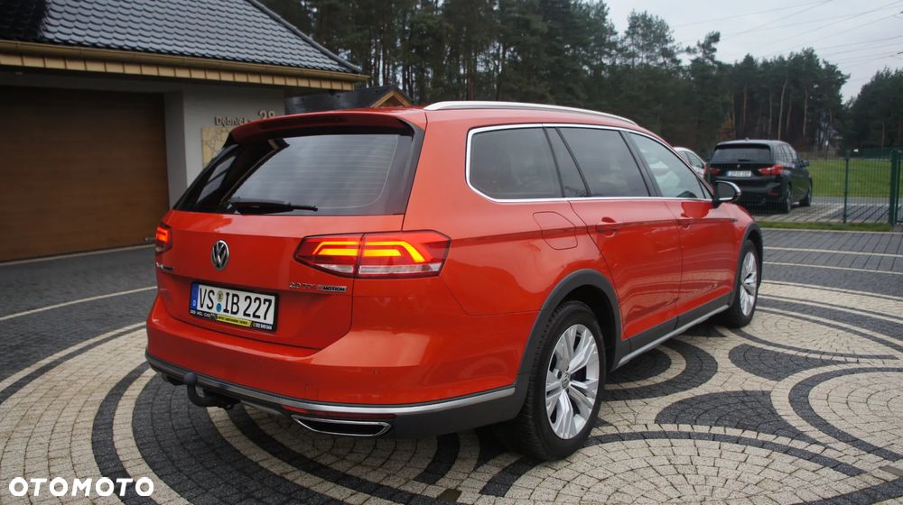 Volkswagen Passat Alltrack 2.0 TDI SCR 4Motion DSG - 9