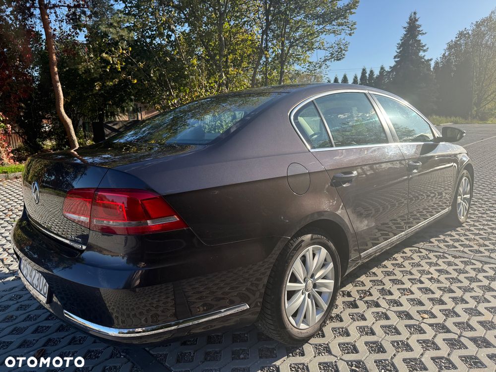 Volkswagen Passat - 6
