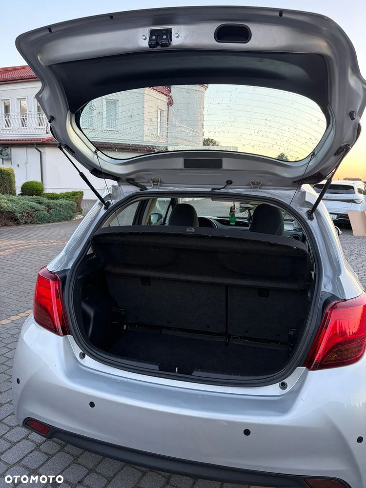 Toyota Yaris - 5